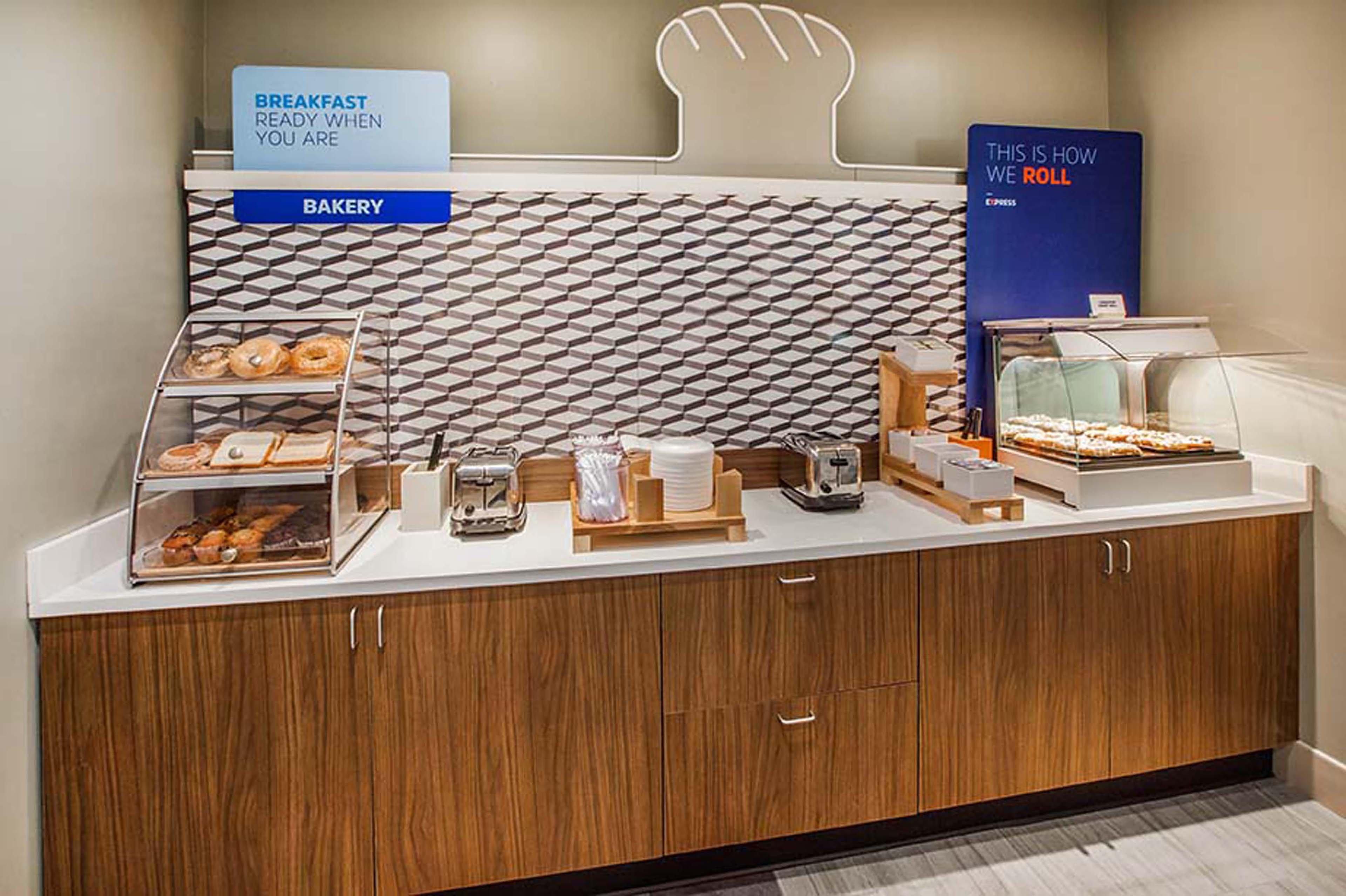 Hotel Express And - Pottstown By Ihg