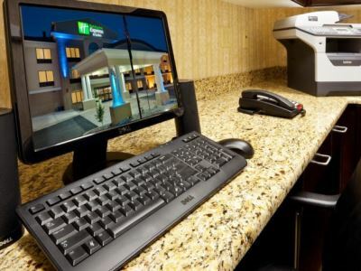 Express And - Pottstown By Ihg Hotel